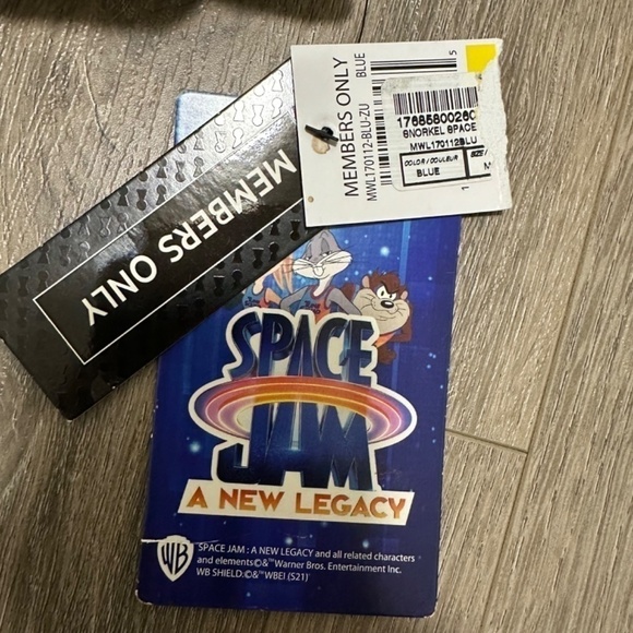 Members Only x Space Jam: A New Legacy Snorkel Bomber Puffer Jacket Medium - Picture 6 of 16